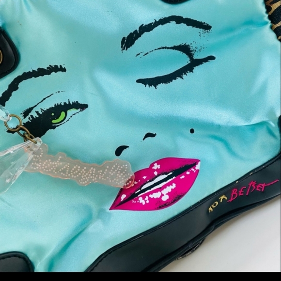 🌠FIRM🌠⭐RARE⭐MARILYN MONROE DIAMOND GIRL BETSEY JOHNSON SATCHEL - Picture 3 of 10